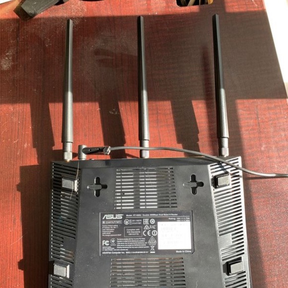 ASUS RT-N66U Dual Band Router - Picture 3 of 6